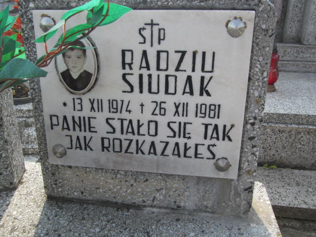 Radosław Siudak 1974 Koprzywnica - Grobonet - Wyszukiwarka osób pochowanych