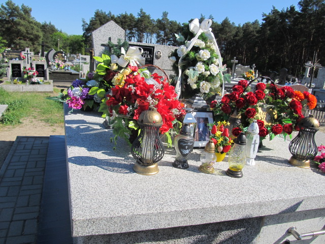 Grób Marek Pyszczek