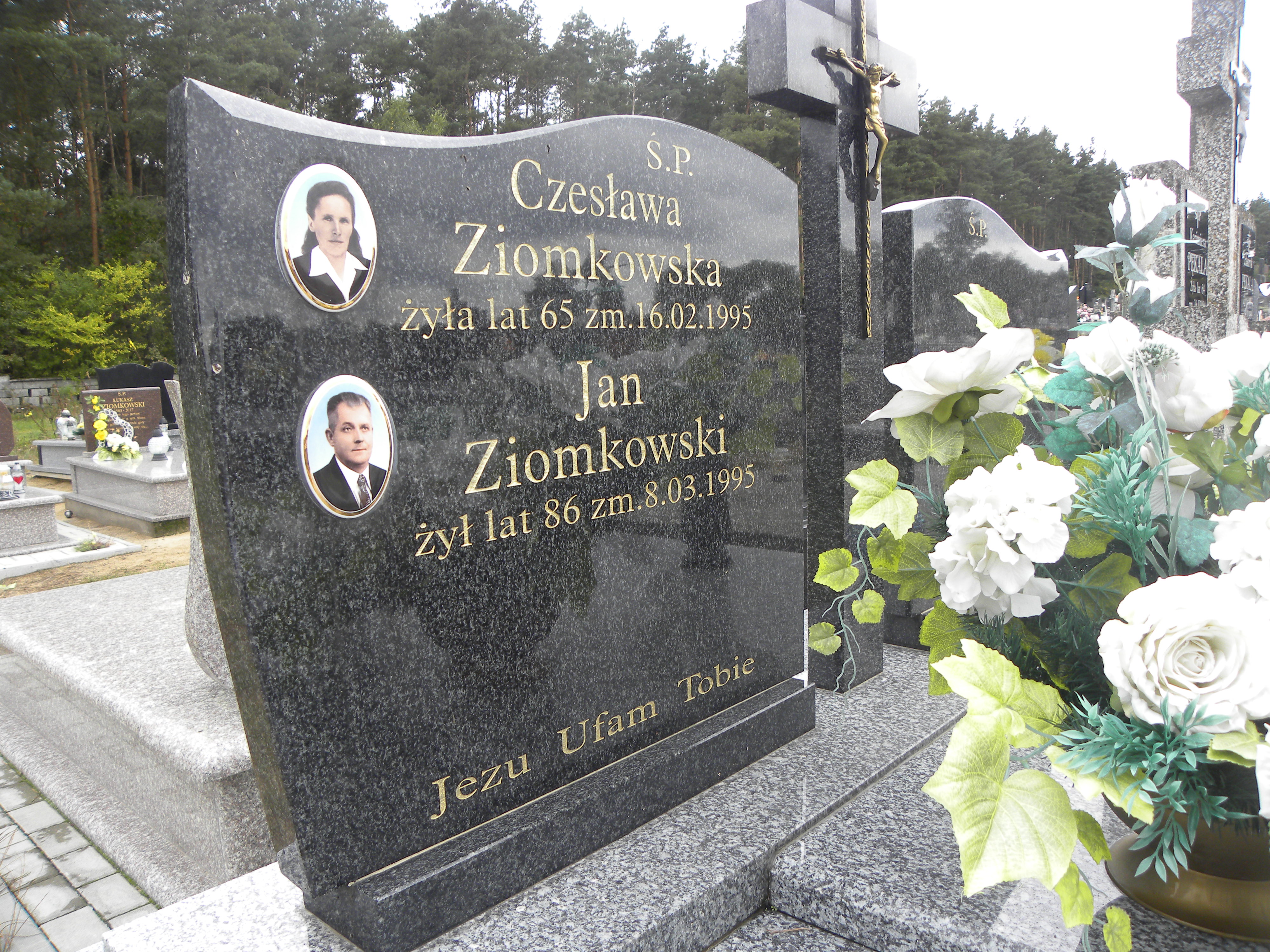 Grób Tomasz Ziomkowski